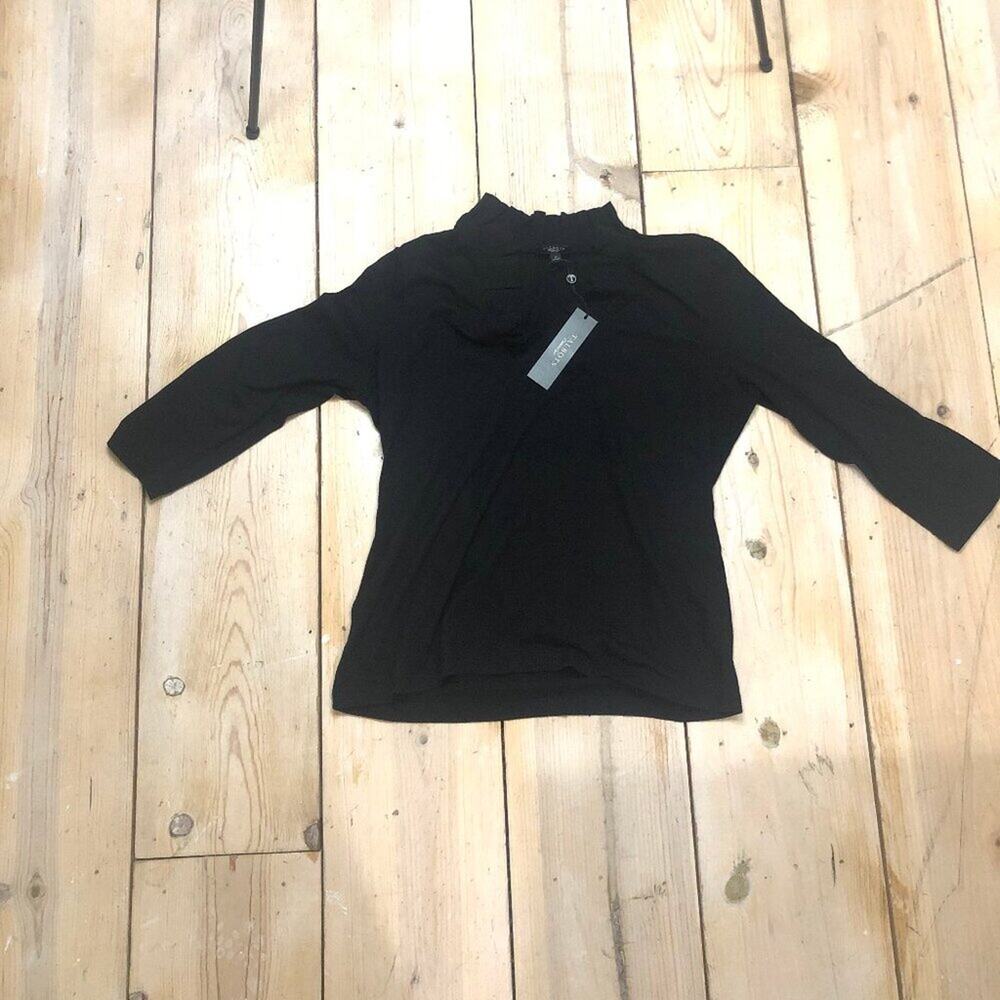 Talbots Vintage NWT Women's Black Knit V-Neck, Ruffle Neck Top - Size Medium Pet